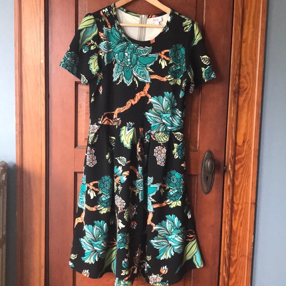Floral dress with pockets - Picture 1 of 4